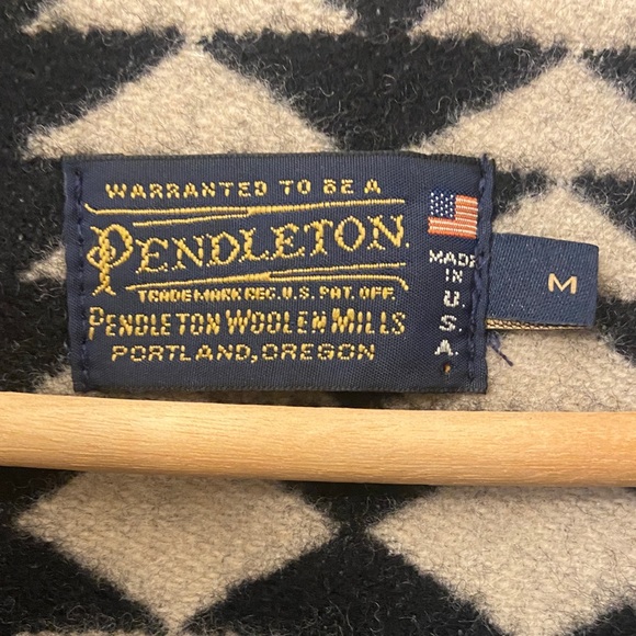 Pendleton Black and Tan Geometric Coat - Picture 3 of 5